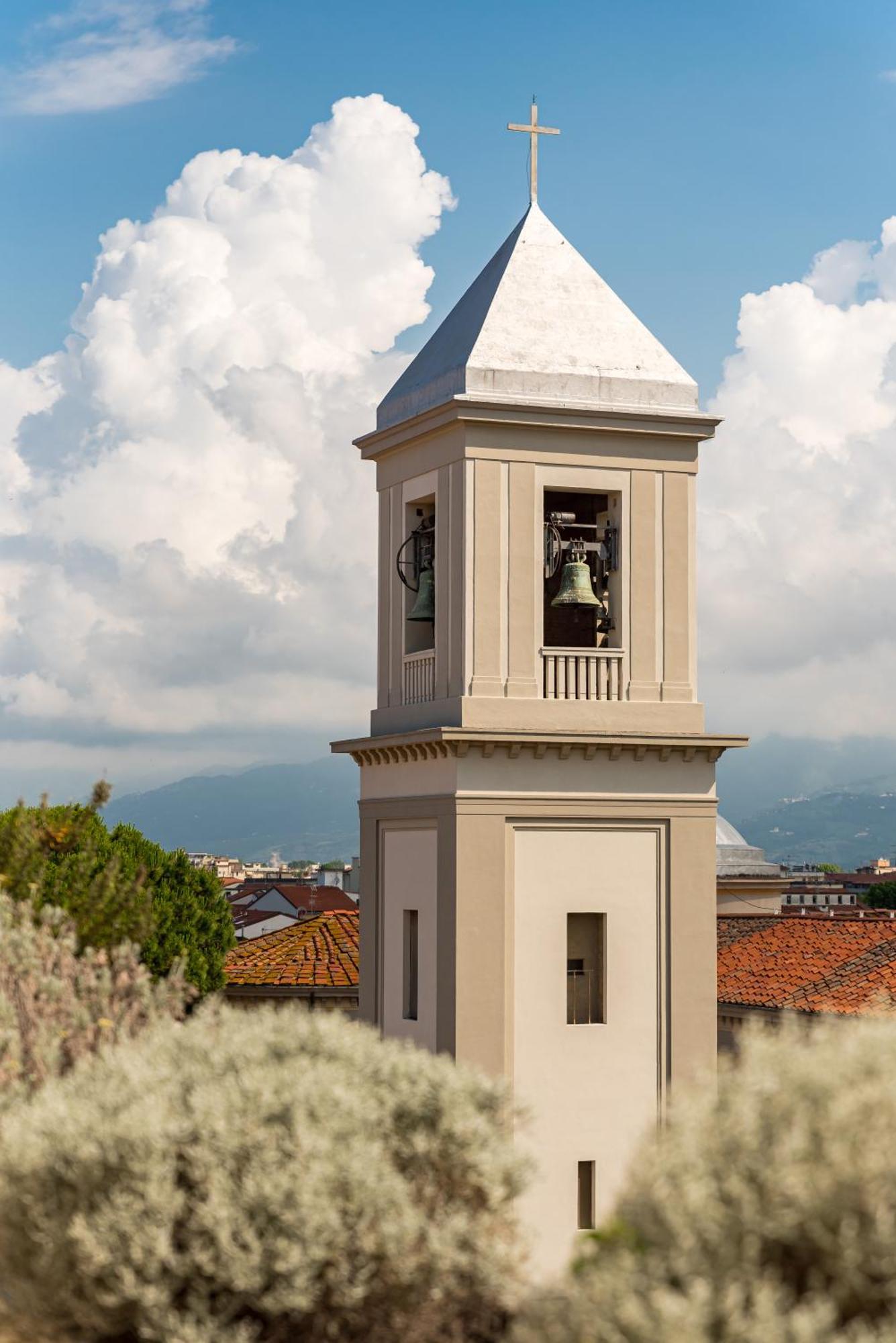 Levante Appartamento Di Pregio, Terrazza E Vista Panoramica Sul Mare E La Citta Viareggio Buitenkant foto
